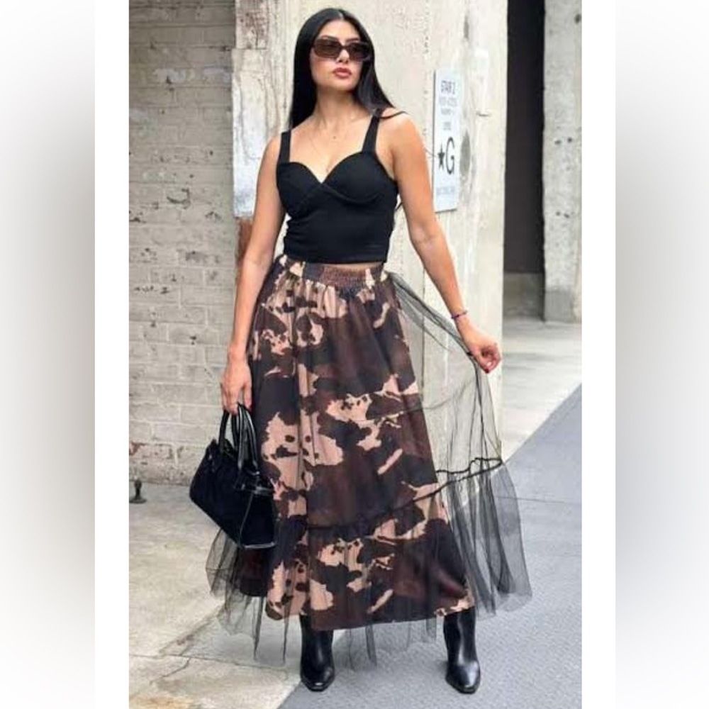 ShopEvelynne Black and Brown Maxi Skirt